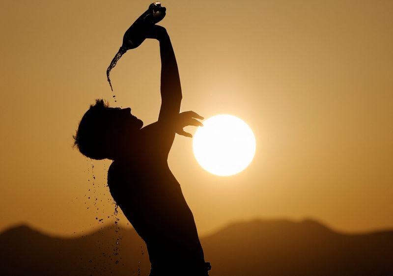 'Heat storm' stretches into southern Europe, correctly being alerts issued